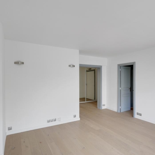  Annonces VERSAILLES : Appartement | PARIS (75015) | 60 m2 | 598 000 € 