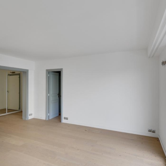  Annonces VERSAILLES : Appartement | PARIS (75015) | 60 m2 | 598 000 € 