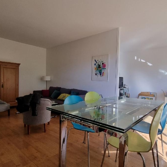  Annonces VERSAILLES : Appartement | SAINT-CLOUD (92210) | 61 m2 | 375 000 € 