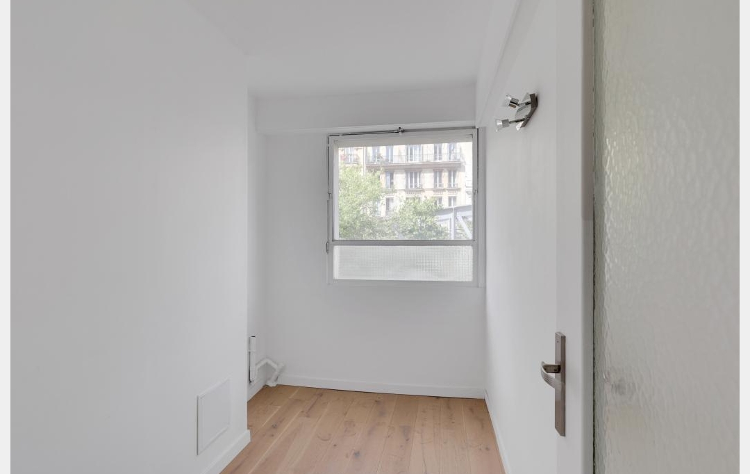 Annonces VERSAILLES : Appartement | PARIS (75015) | 60 m2 | 598 000 € 