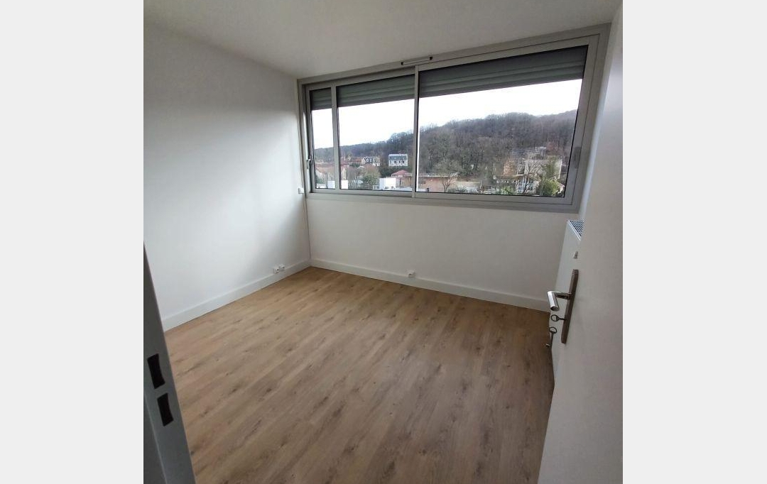 Annonces VERSAILLES : Appartement | CHAVILLE (92370) | 68 m2 | 299 000 € 